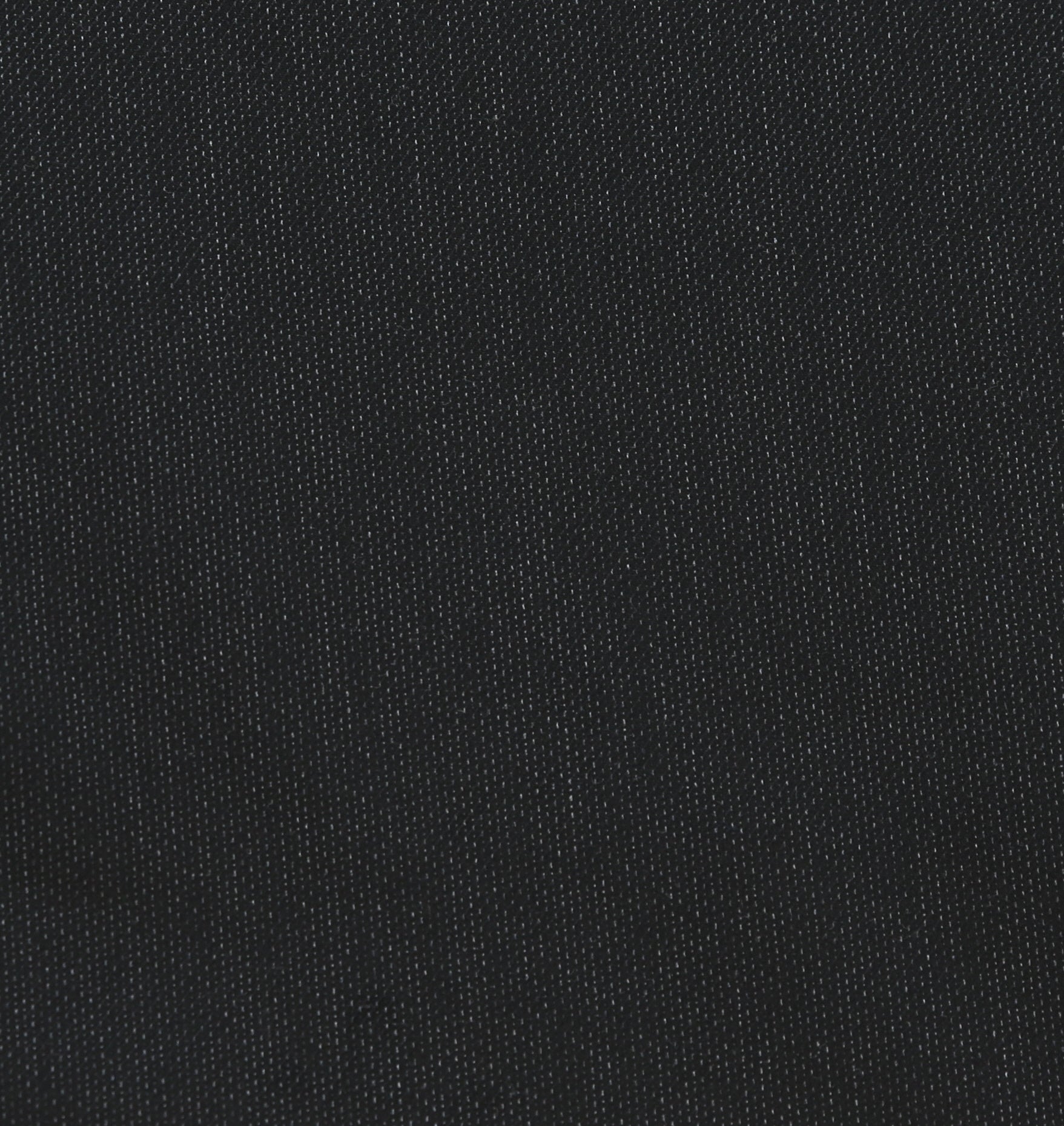 Alberto Pipe Ceramica Two Tone Black Fabric Close-up View