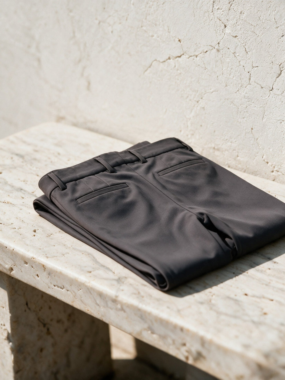 Alberto Lou Performance detail charcoal